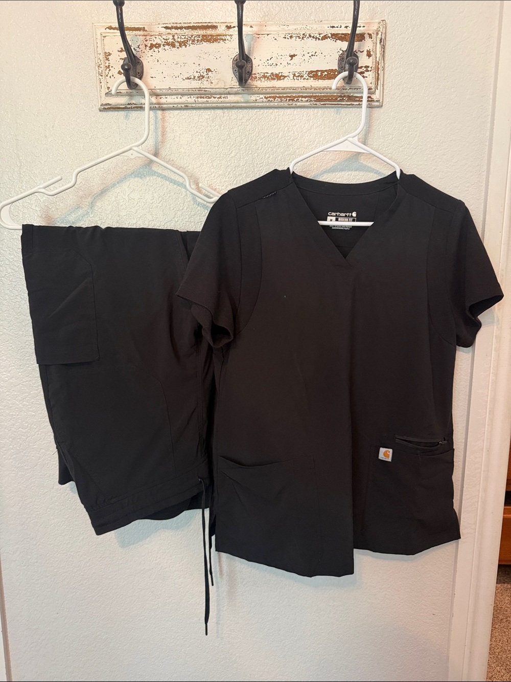 Carhartt Black V-Neck Scrub Top with jogger Pants